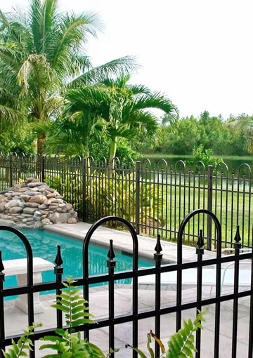 Pulvis Coated hastam Top Metal Steel Fence Panels For Residential Yard